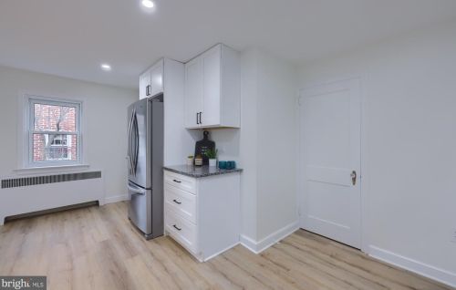 975 Salisbury Ct, Lancaster PA  17601-5163 exterior