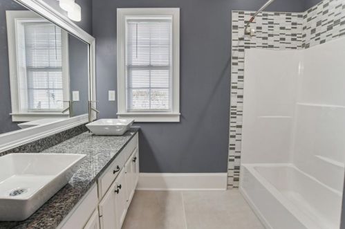 1715 Evans Dr, Atlanta GA  30310-4503 exterior