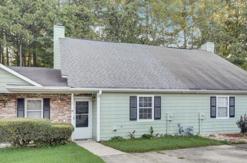 5115 Lakeview Ct, Austell, GA 30106-2736
