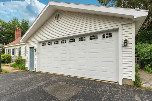 7 Wilmington St, Nashua, NH 03062-3412