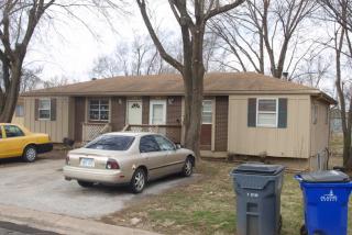 609 Parker Ter, Olathe KS  66061-2465 exterior