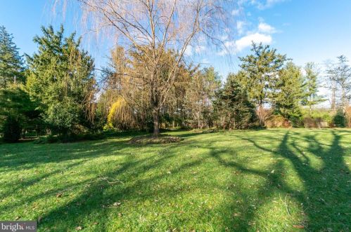 36 Nelson Ridge Rd, Princeton NJ  08540-7436 exterior