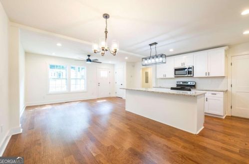 674 Charlotte Pl, Atlanta GA  30318-6375 exterior