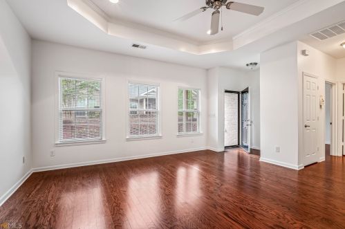 139 Villa Park Cir, Stone Mountain, GA 30087-3562
