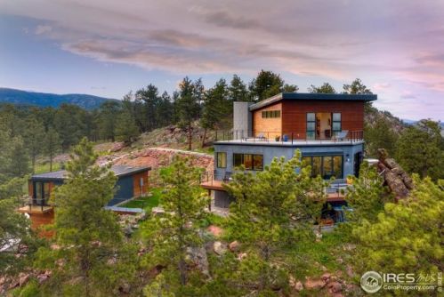 819 Timber Ln, Boulder CO  80304-0485 exterior