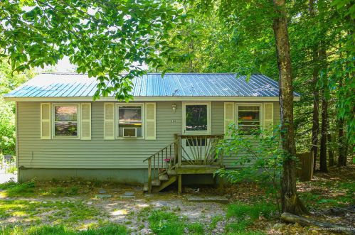 220 Knights Hill Rd, Bridgton, ME 04009-3036