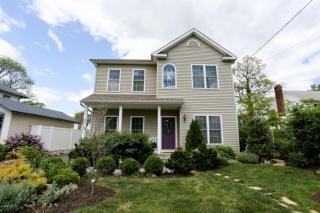 95 Warren St, Keyport, NJ 07735-1829