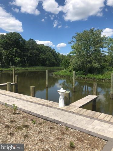 349 Marina Ave, Aberdeen MD  21001-4204 exterior