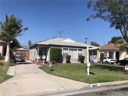 9917 Van Ruiten St, Bellflower, CA 90706-2438