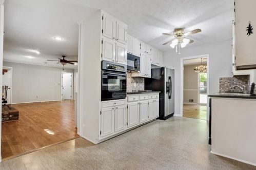 2697 Fleur De Lis Pl, Atlanta GA  30360-1409 exterior