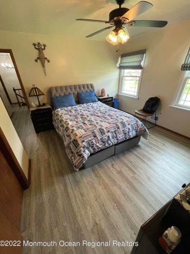 95 Oak Hill Rd, Middletown NJ 07748 exterior