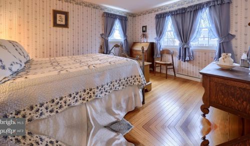 1604 Robert Rd, Lancaster PA  17601-5635 exterior