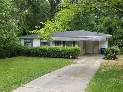 2789 Browntown Rd, Atlanta, GA 30318-3333