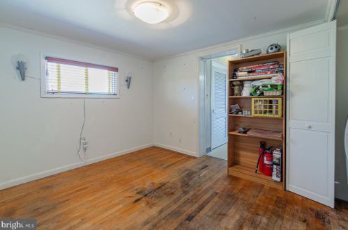 1028 Mcceney Ave, Silver Spring MD 20901-1456 exterior