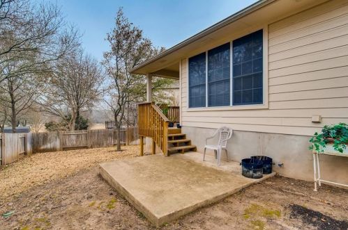 207 Chesapeake Bay Ln, Austin TX  78717-2975 exterior
