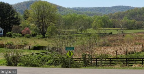 742 Main St, Washington, VA 22747