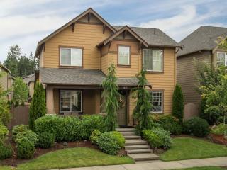 9425 Elm Ave, Snoqualmie, WA 98065-5066