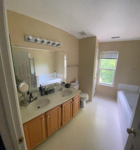 743 Fox Creek Ln, Cincinnati OH  45245-1151 exterior