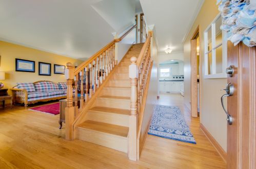 3141 Newcastle Ct, Waukegan, IL 60087-2164