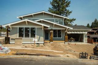2452 Drouillard Ave, Bend, OR 97703