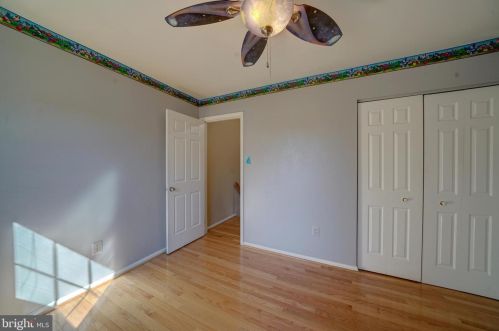 1900 Autumn Ridge Cir, Silver Spring MD 20906-5826 exterior