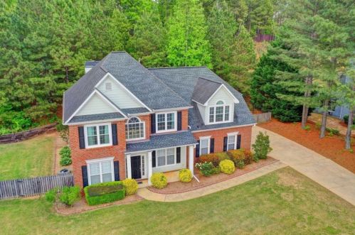 410 Ruby Forest Pkwy, Suwanee GA  30024-3929 exterior