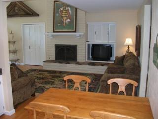 269 Saint Andrews Dr, Fairfield CA  94558-1532 exterior