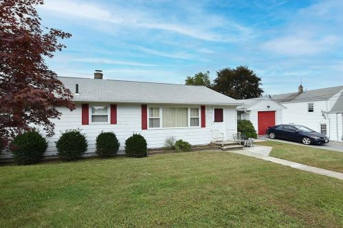 41 Scituate Ave, Providence, RI 02919-6007