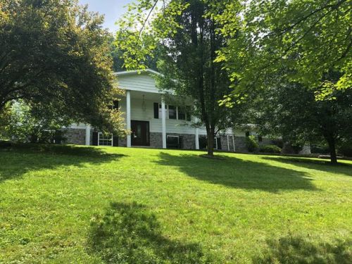 860 Laurel Run Rd, Fairview, WV 26570-9458