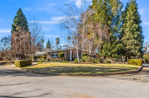 1320 Elm St, Redlands, CA 92373-6838