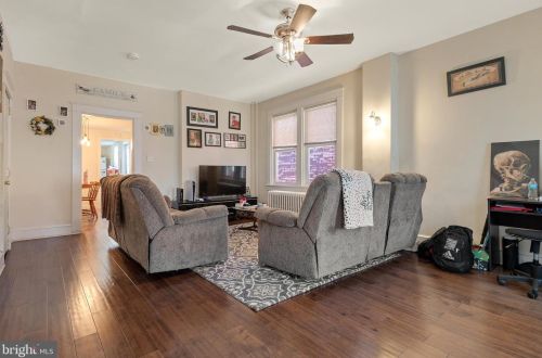 542 Orange St, Lancaster PA  17603-3669 exterior