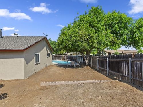 5550 Gloucester Way, Riverside CA  92506-3425 exterior