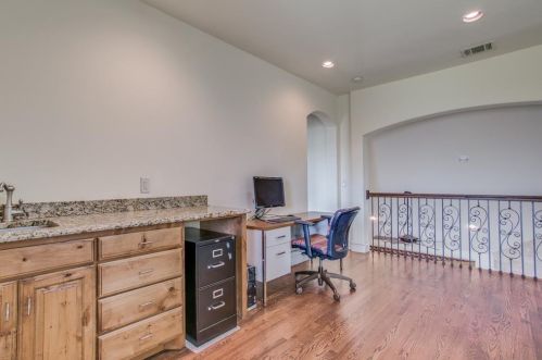 2613 Whispering Oaks Cv, Cedar Hill TX 75104-4556 exterior