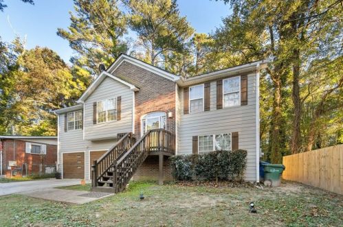 2856 Baker Ridge Dr, Atlanta GA  30318-7227 exterior