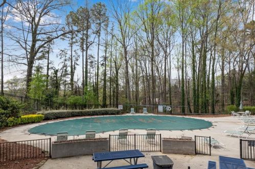 1201 Country Park Dr, Smyrna GA  30080-8226 exterior