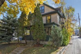 813 22nd St, Minneapolis MN  55405-2860 exterior