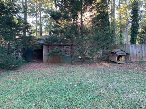 905 King Dr, Conyers GA  30094-2815 exterior