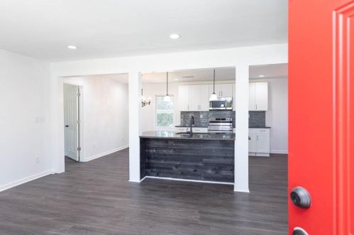 4127 Suzanne Ln, Duluth, GA 30096-2545