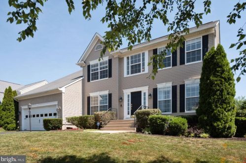 38 Wild Rose Dr, Fredericksburg, VA 22406-7282