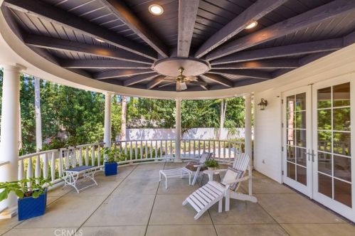 1015 Tiger Tail Dr, Riverside CA  92506-5423 exterior