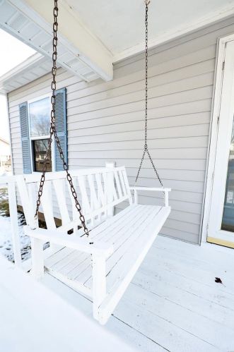 400 1st St, Lanes Prairie, MO 65013