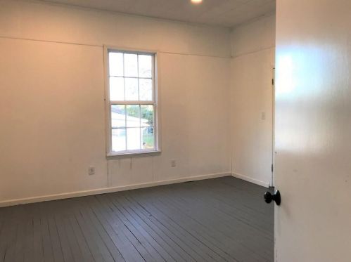 1811 Spring St, Conyers GA  30012-3761 exterior