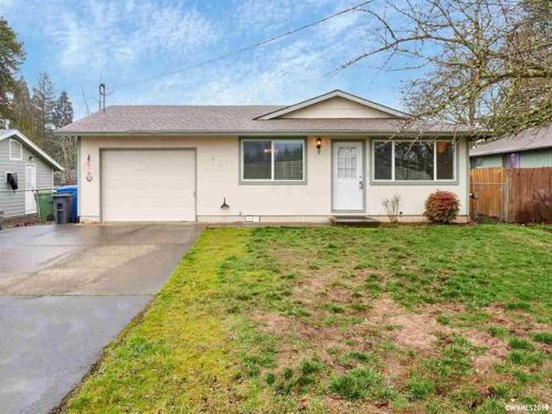 4129 3rd St, Hubbard, OR 97032-9583