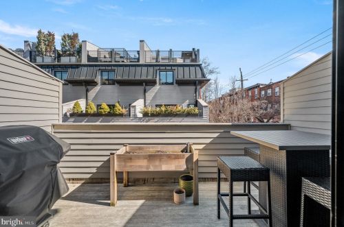 771 19th St, Philadelphia PA  19130-2029 exterior