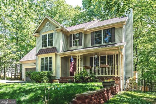32 Pointe Dr, Fredericksburg, VA 22405-2776