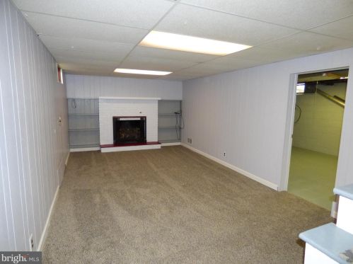 2390 Grandview Rd, York PA  17403-5109 exterior