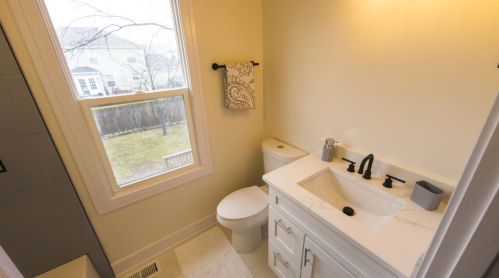 246 Roman Cir, Lemont IL  60440-2590 exterior