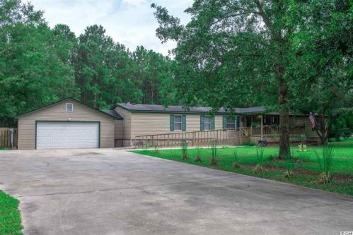 106 Pringle Ferry Rd, Georgetown, SC 29440-5696
