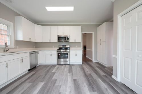 2129 Green Way Cir, Conyers GA 30013-1928 exterior