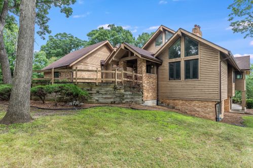 12423 Seminole Rd, Palos Park, IL 60464-1961